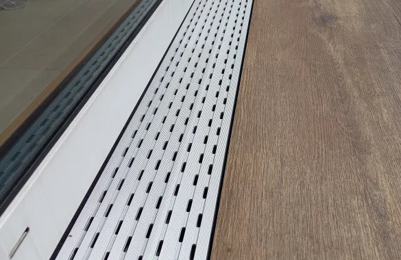 Terrasse WPC Dielen auf Aluminium Unterkonstruktion