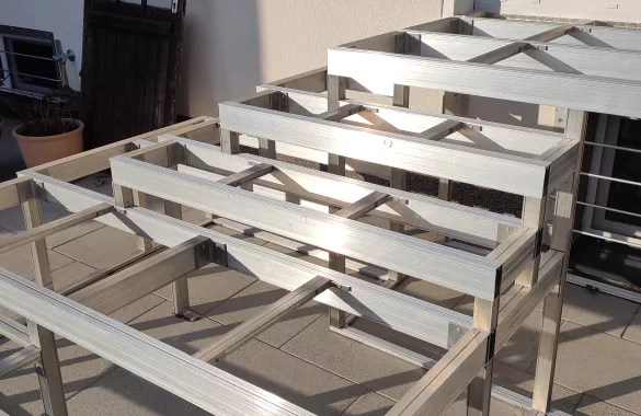 Treppe aus Aluminium 